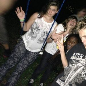 Meet your Posher, Alanis